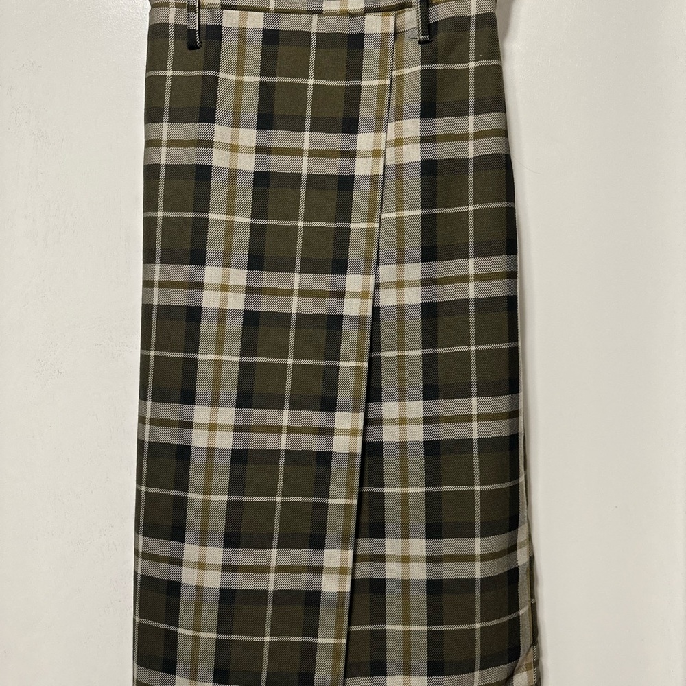 H&M Plaid Pencil Wrap Skirt in Green Sz 2
